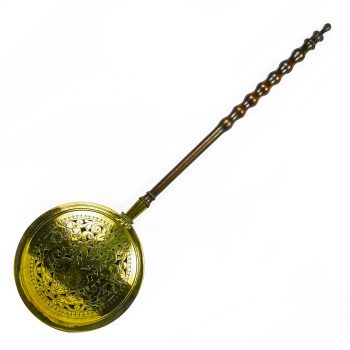 Dutch Brass 17th Century Warming Pan CIrca 1685